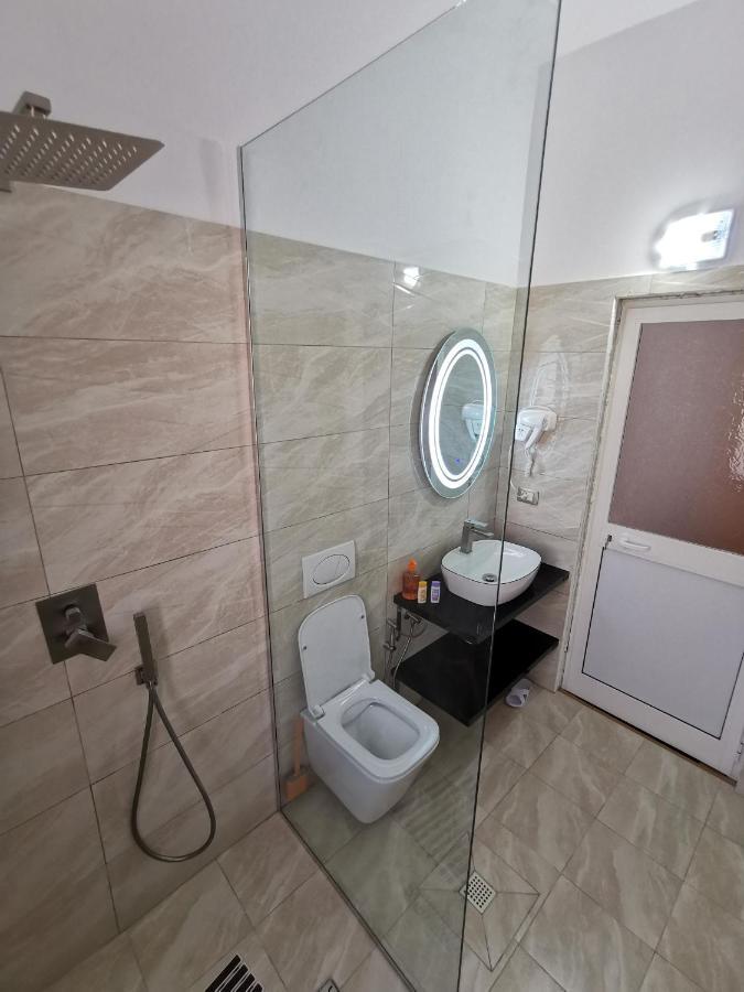 Bujtina Valgent Bed and Breakfast Μπεράτ Εξωτερικό φωτογραφία
