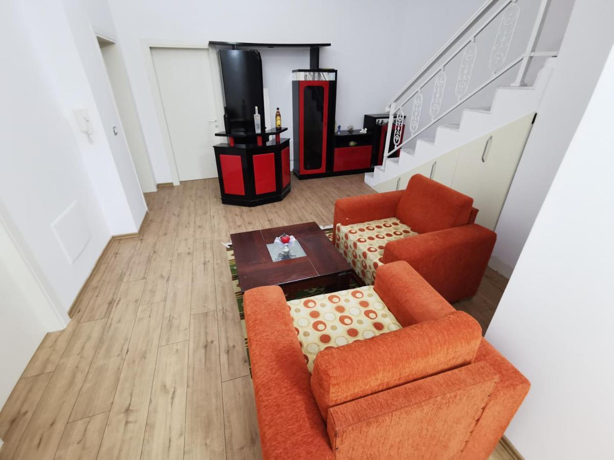 Bujtina Valgent Bed and Breakfast Μπεράτ Εξωτερικό φωτογραφία